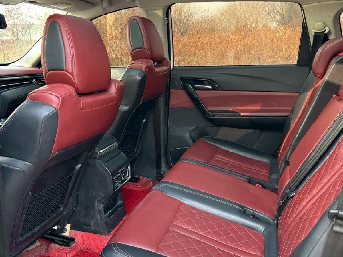 Forthing T5 L 2019 #7 Forthing T5 L 2019 car image #7