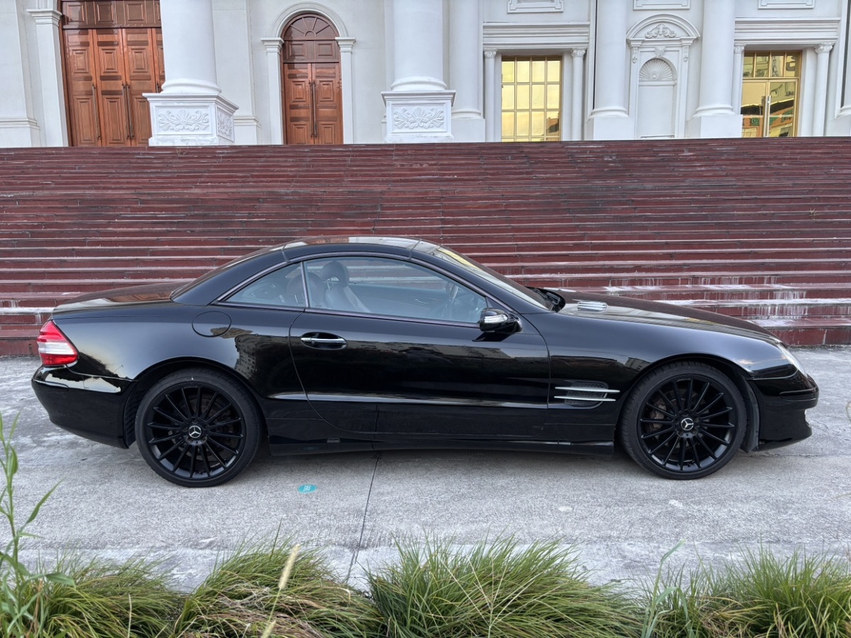 Mercedes-Benz SL Class 2009 car image #7
