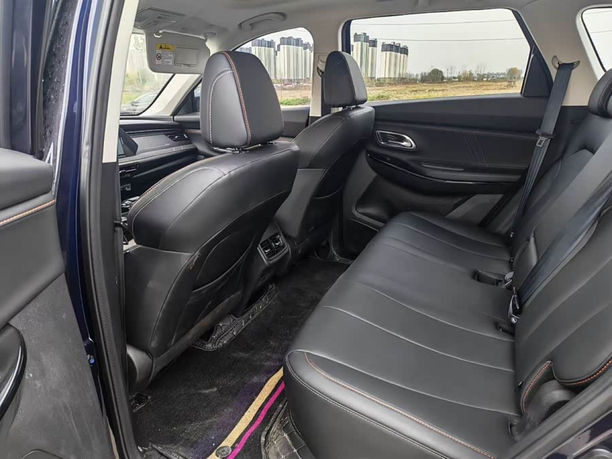 Changan X7 PLUS 2022 изображение автомобиля #7