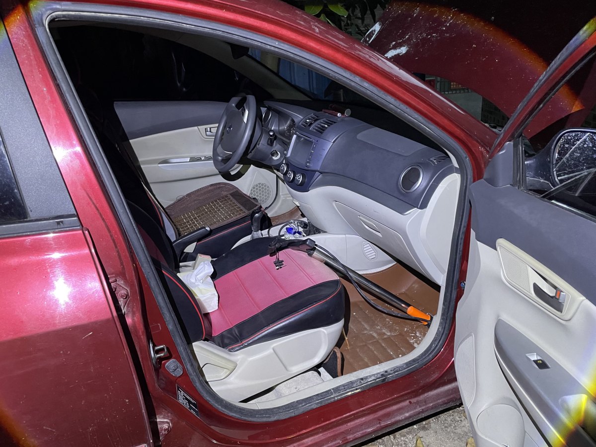 Changan Alsvin V5 2015 car image #7