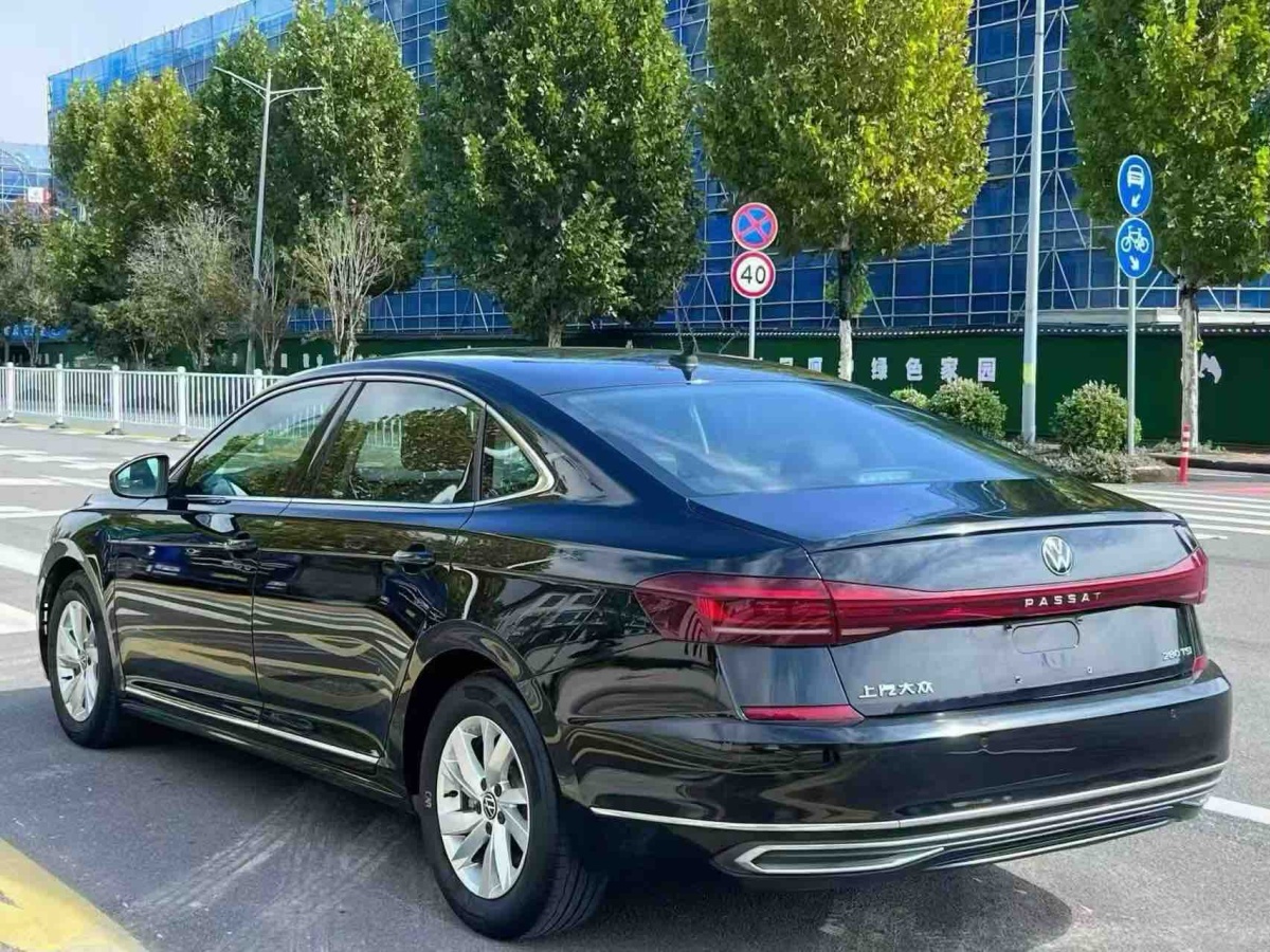 Volkswagen Passat 2022 car image #7