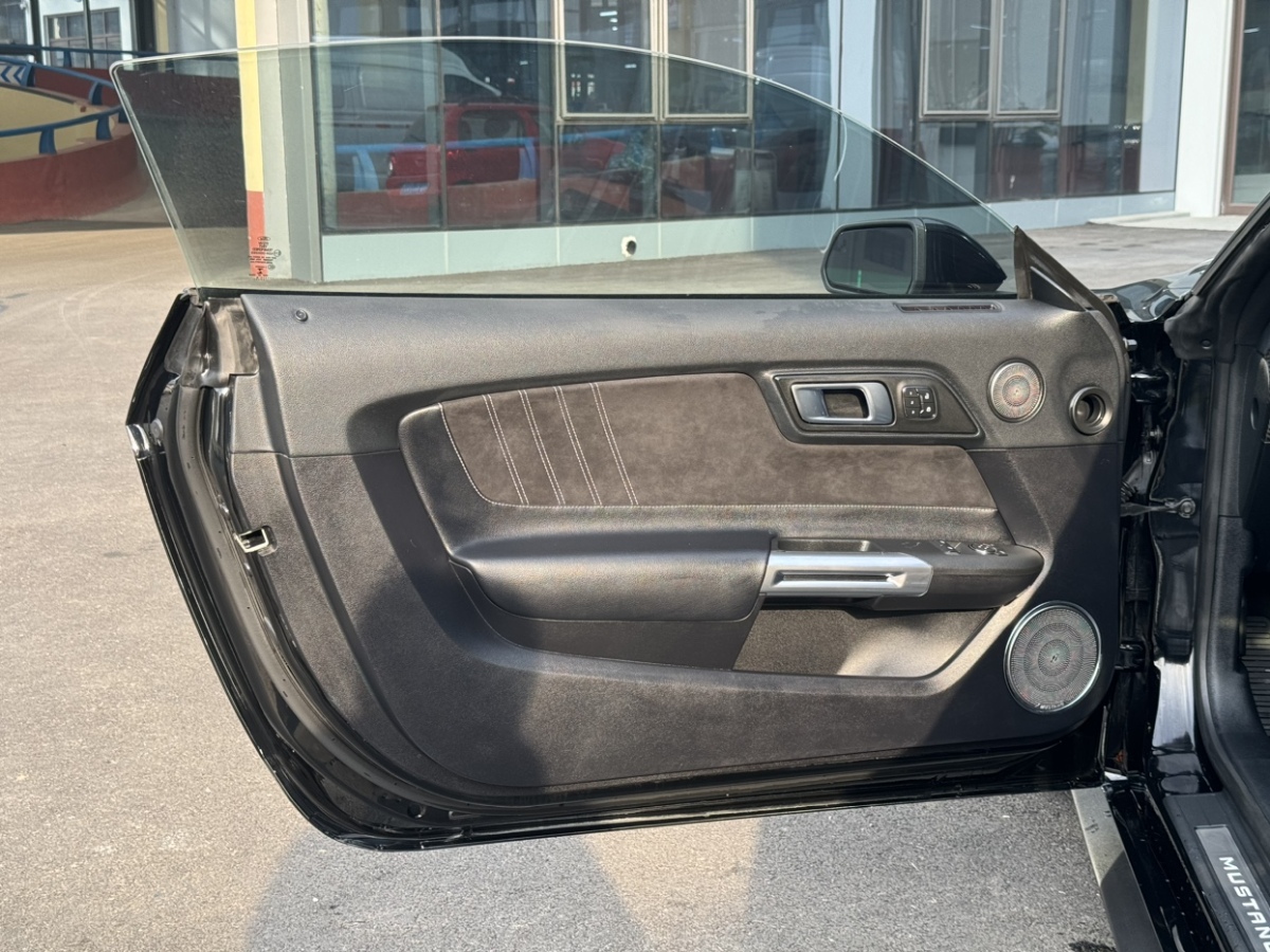 Ford 2018 car image #7
