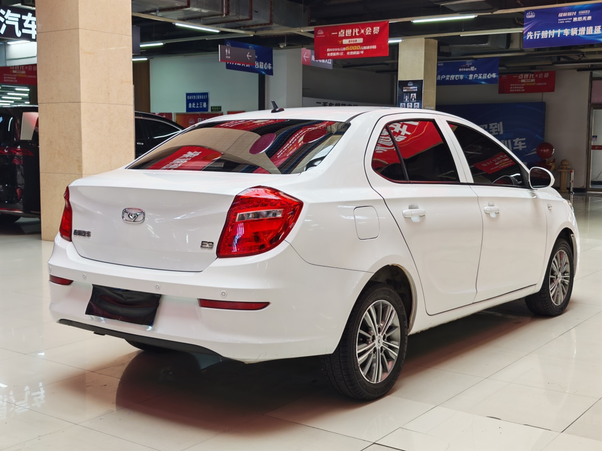 Kaiyi E3 2018 #7 Kaiyi E3 2018 car image #7