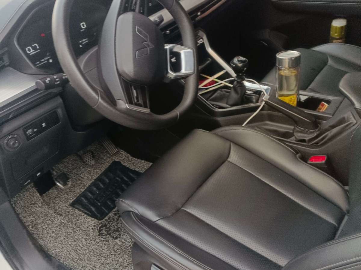 Wuling Asta 2022 #7 Wuling Asta 2022 car image #7