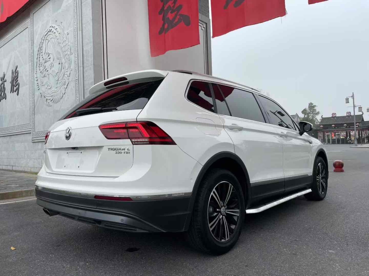 Volkswagen Tiguan X 2018 car image #7
