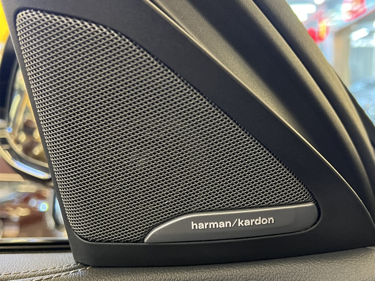 BMW X6 2023 #7 BMW X6 2023 car image #7