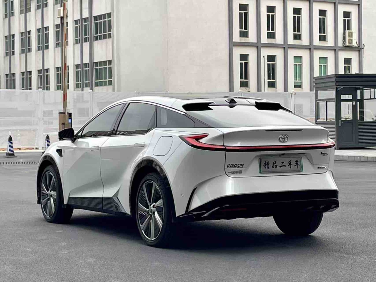 Toyota bZ5 2025 #7 Toyota bZ5 2025 imagen de coche #7