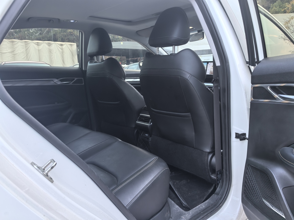 GEELY 2022 #7 GEELY 2022 immagine di auto #7