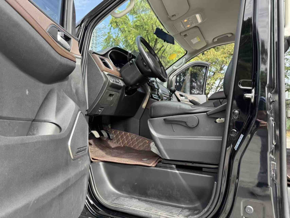 Forthing M7 2021 image de voiture #7