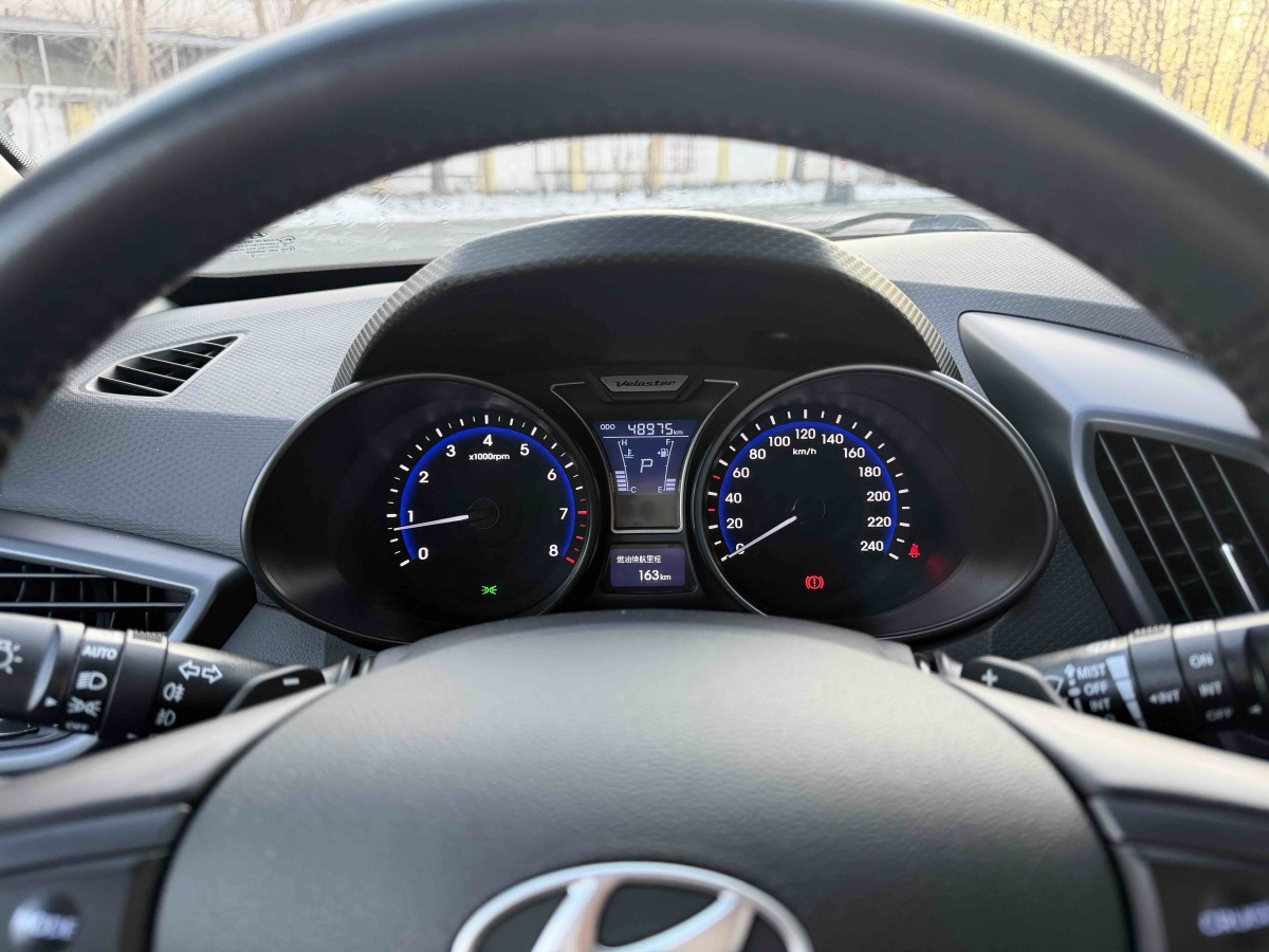 Hyundai 2015 car image #7