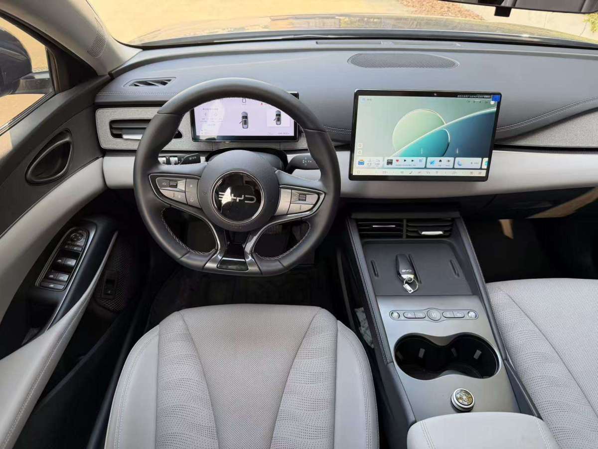 BYD Seal 06 DM-i 2025 #7 BYD Seal 06 DM-i 2025 immagine di auto #7