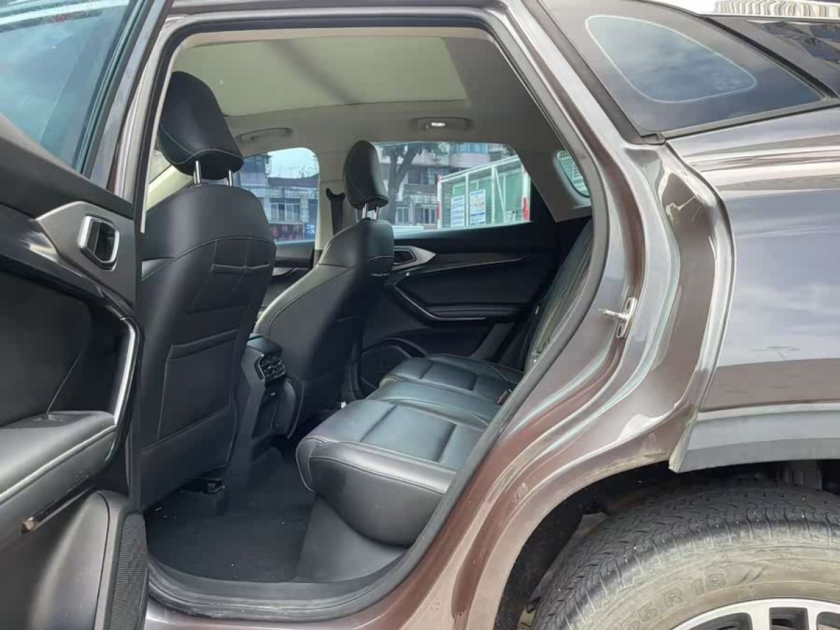 MG ONE 2022 car image #7