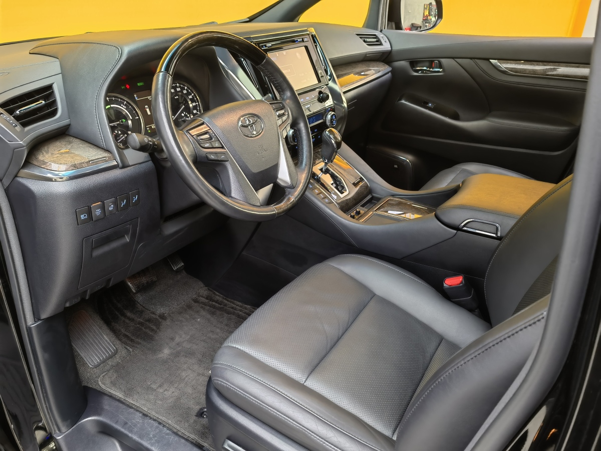 Toyota Alphard 2019 car image #7