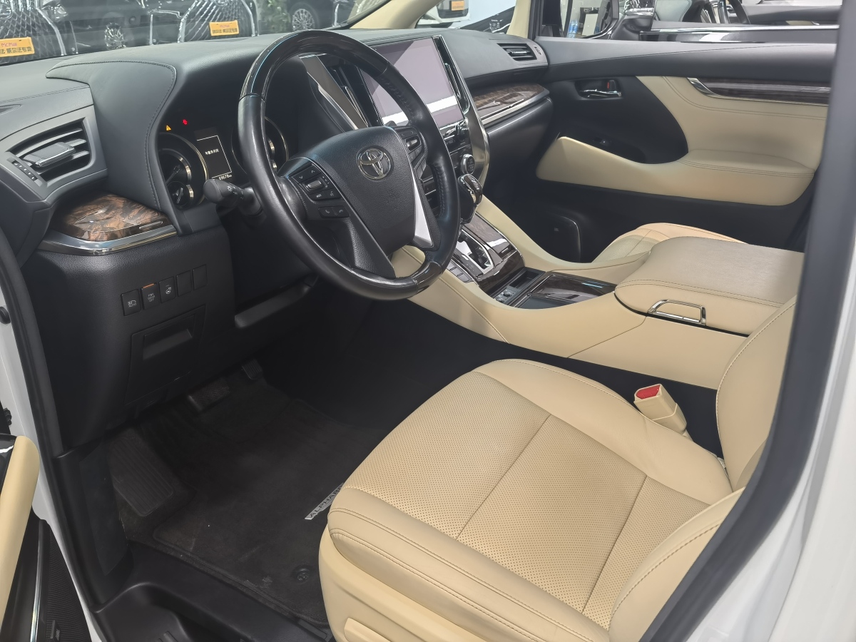 Toyota Alphard 2021 изображение автомобиля #7