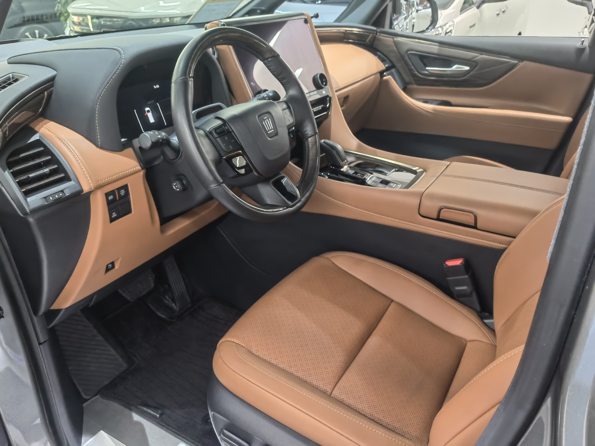 Toyota Vellfire 2024 car image #7