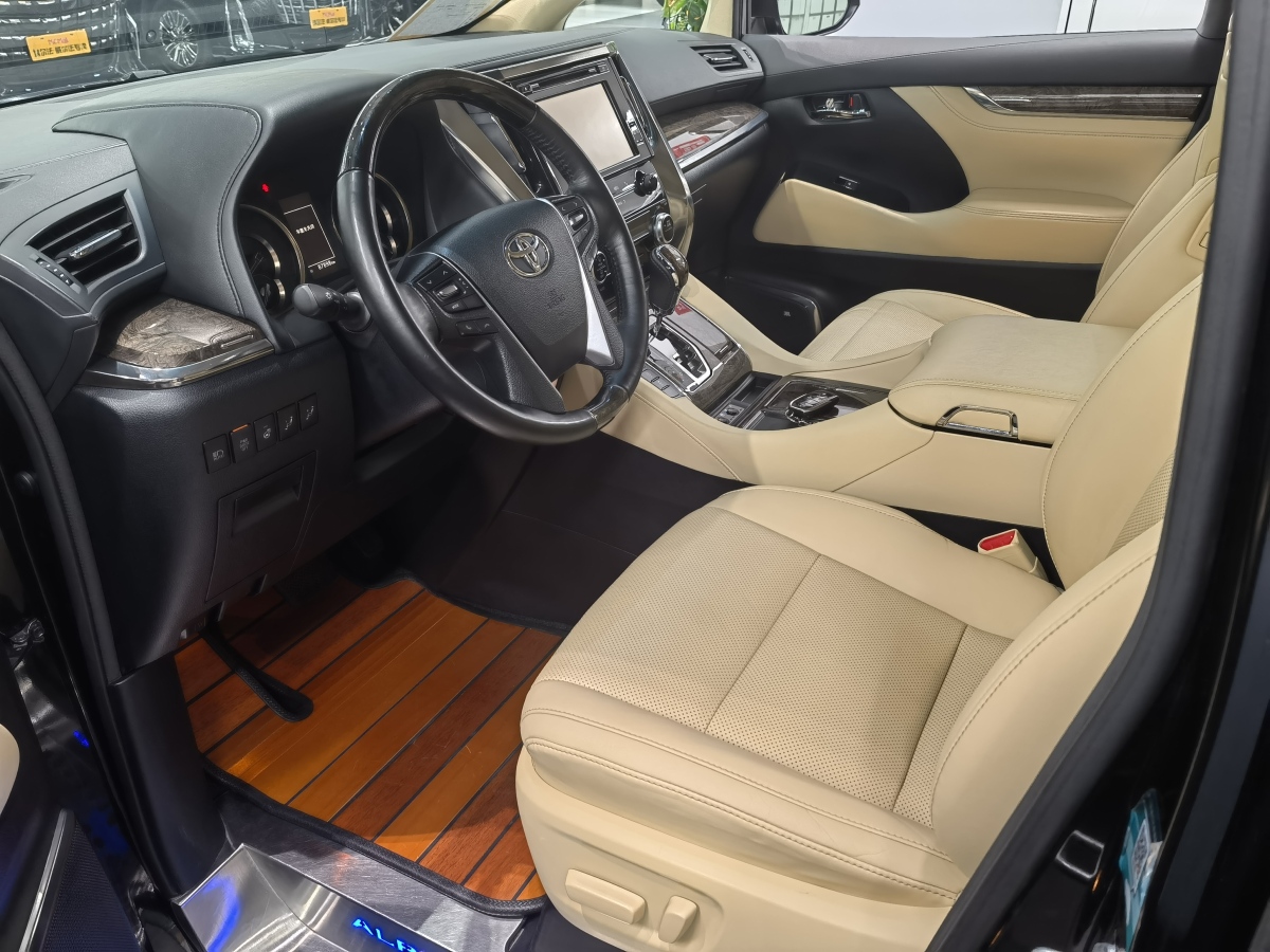 Toyota Alphard 2018 car image #7