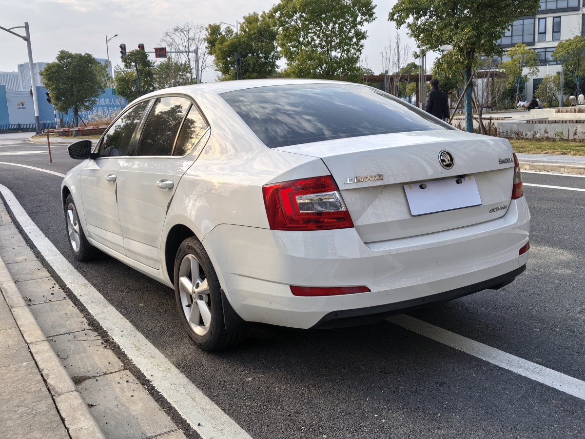 Skoda Octavia 2015 #7 Skoda Octavia 2015 car image #7
