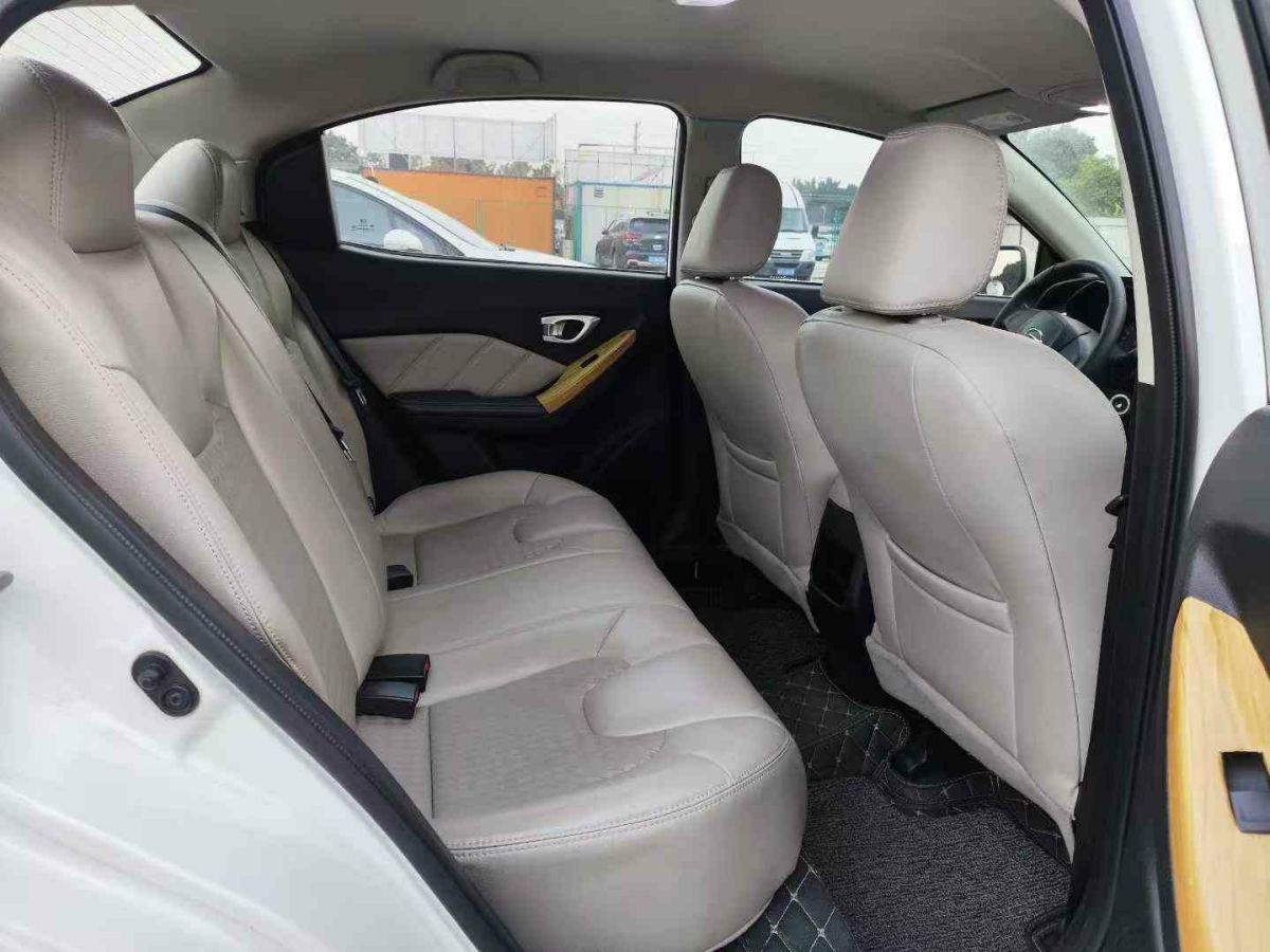 GAC Trumpchi GA3S 2016 #7 GAC Trumpchi GA3S 2016 car image #7