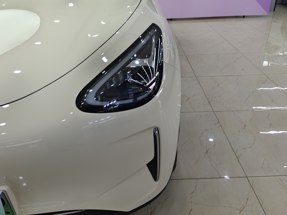 GEELY 2025 #7 GEELY 2025 car image #7