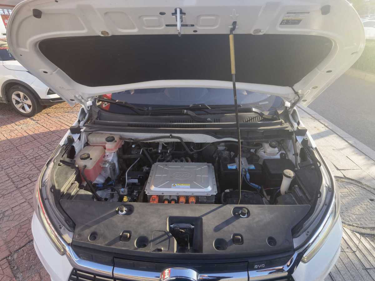 BYD Yuan New Energy 2018 #7 BYD Yuan New Energy 2018 immagine di auto #7