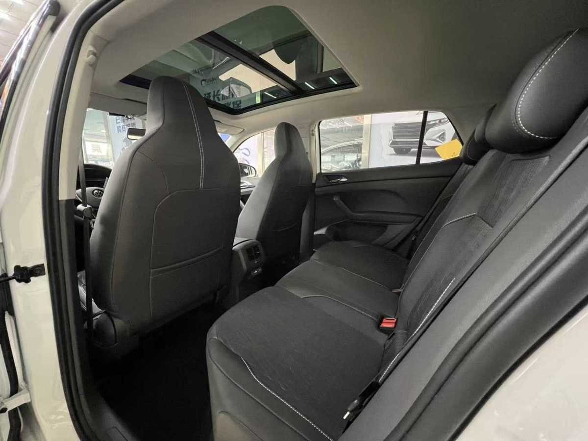 Volkswagen T-Cross 2021 #7 Volkswagen T-Cross 2021 car image #7