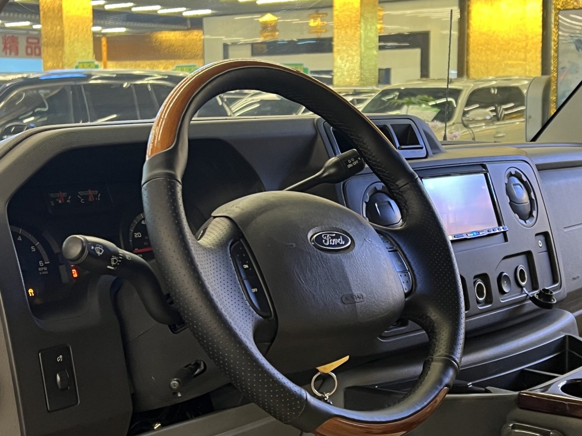 Ford E350 2009 image de voiture #7