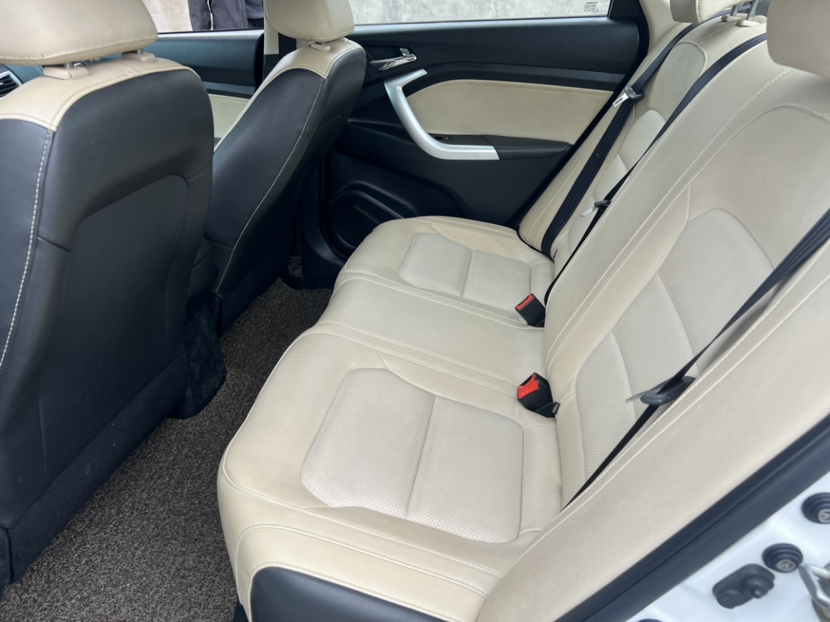 长安 悦翔V7 2014 汽车图片 #7