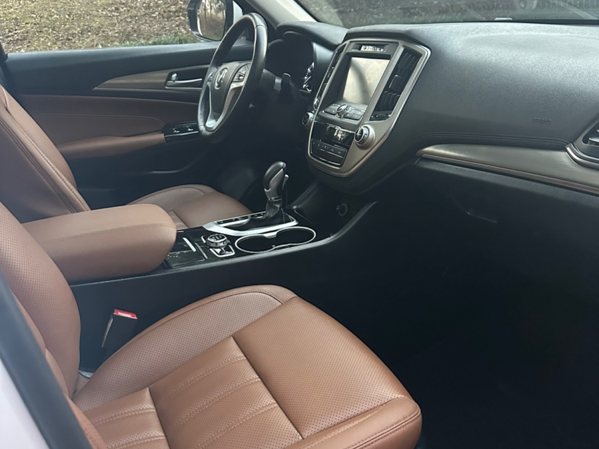 Changan CS95 2017 car image #7