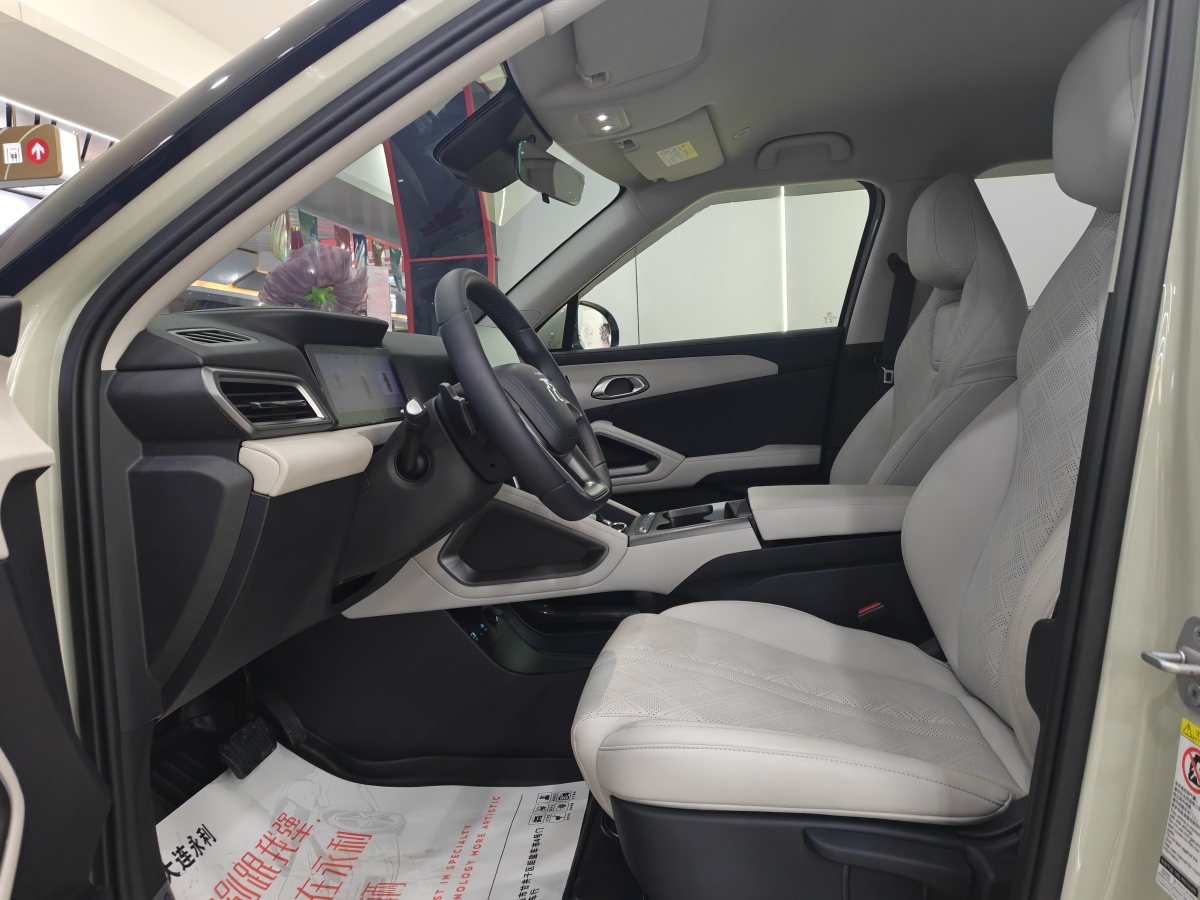 BYD YuanUP 2025 car image #7