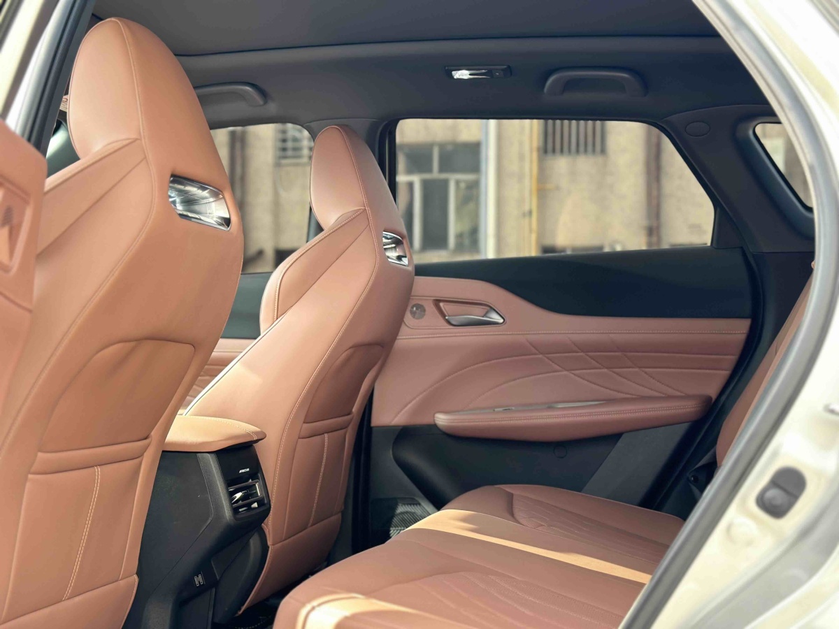 Changan UNI-Z PHEV 2024 #7 Changan UNI-Z PHEV 2024 car image #7