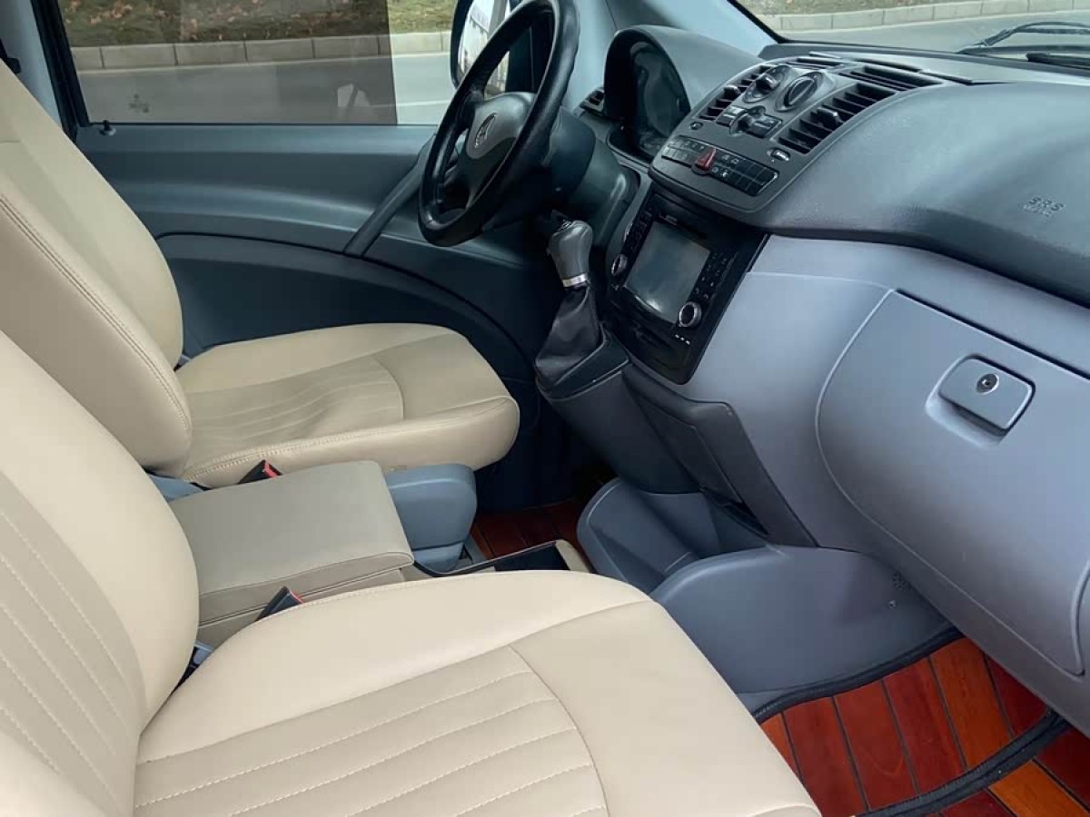 Mercedes-Benz Vito 2010 #7 Mercedes-Benz Vito 2010 car image #7