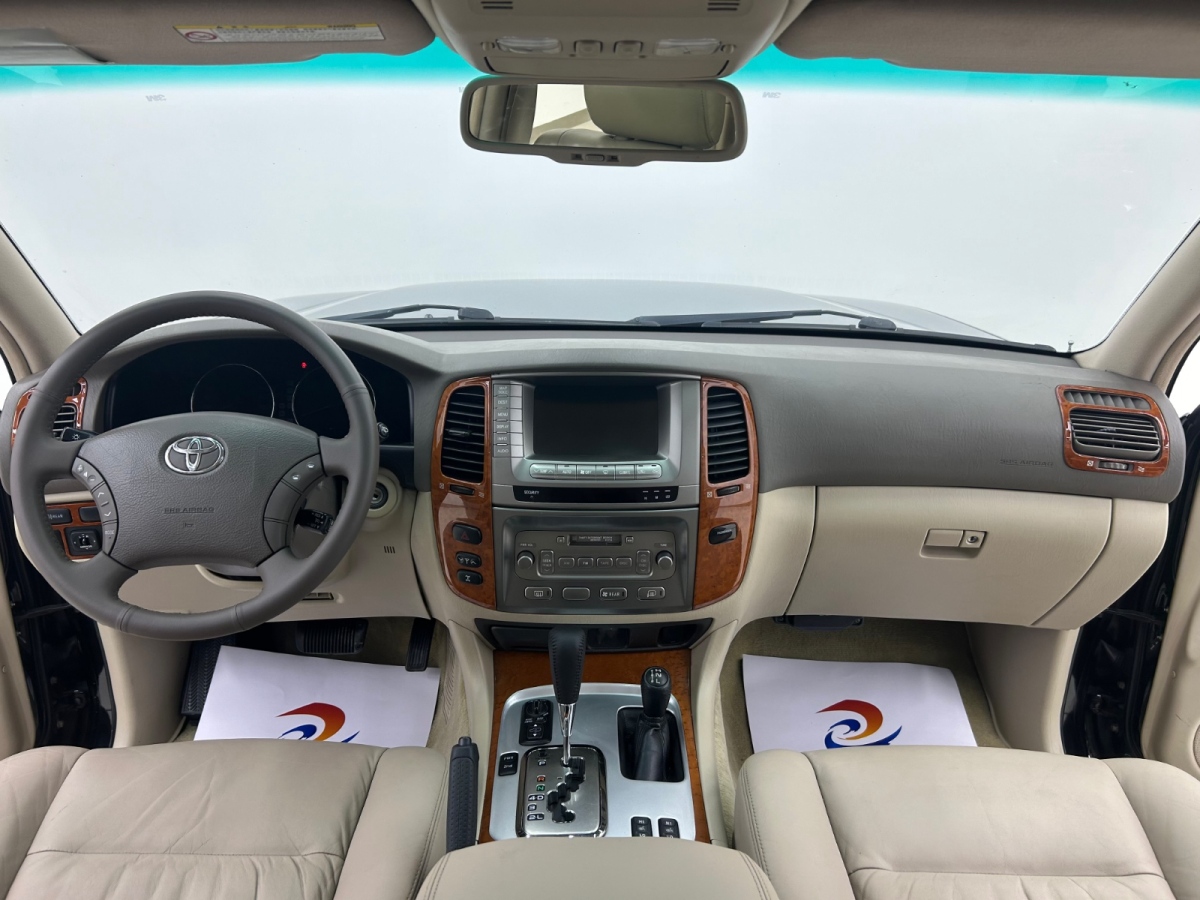 Toyota Land Cruiser 2005 car image #7