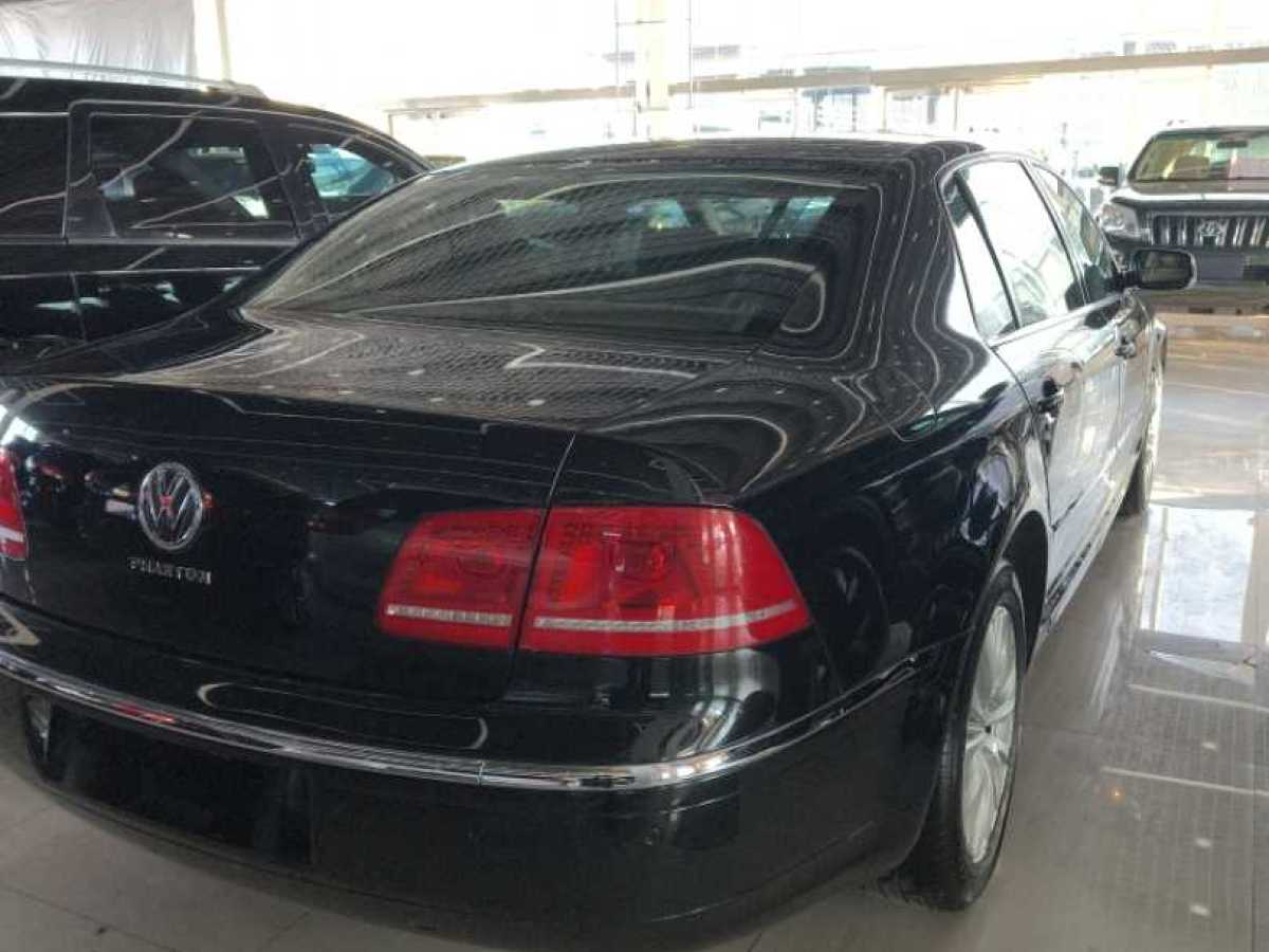 Volkswagen Pheaton 2011 immagine di auto #7