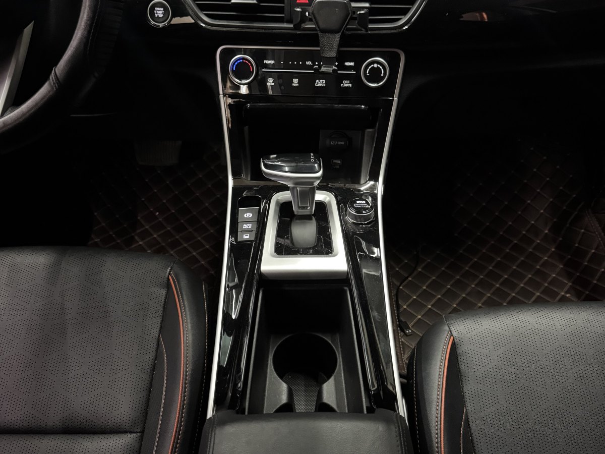 Kia Seltos 2024 car image #7