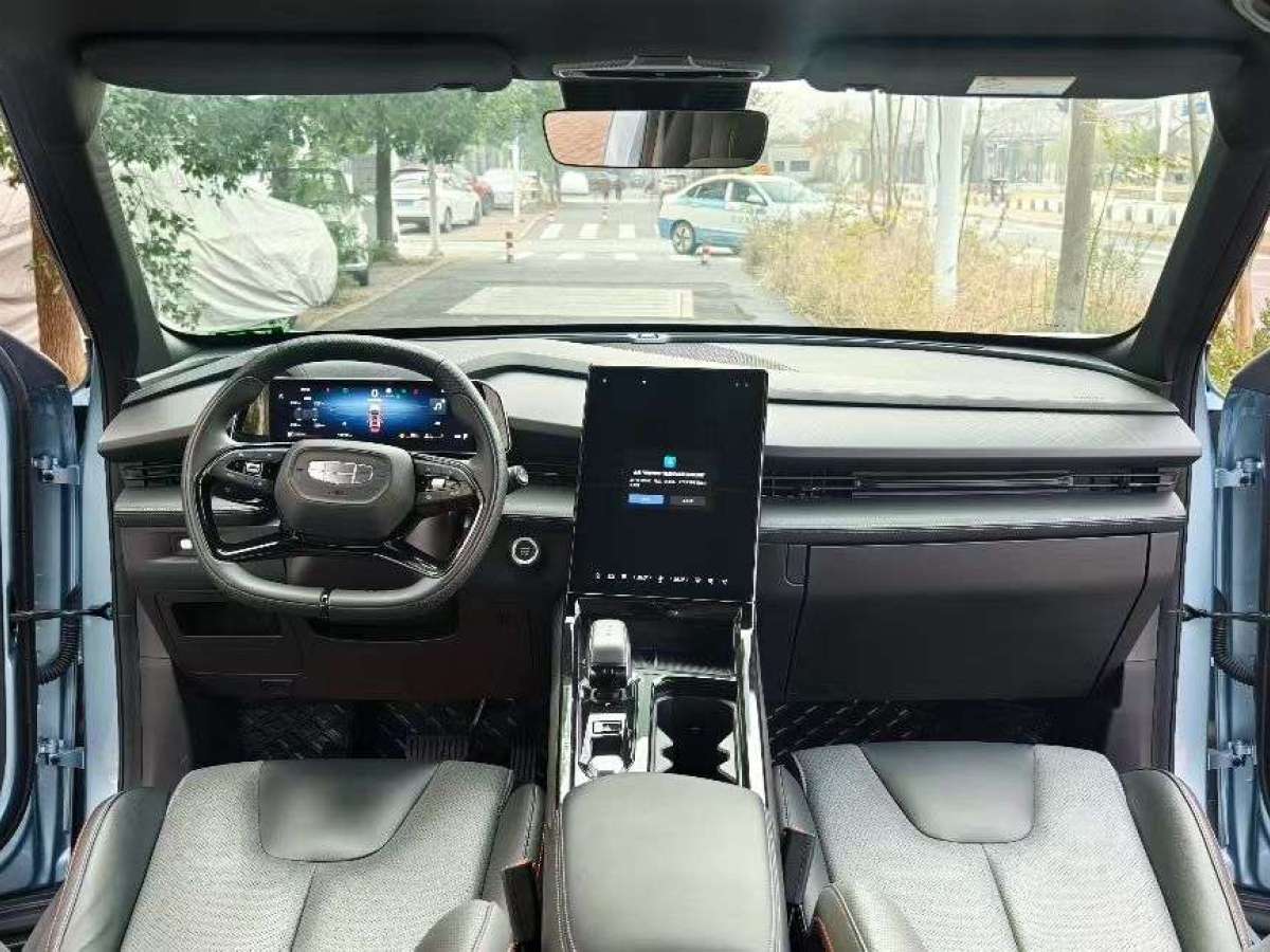 GEELY Boyue 2023 car image #7