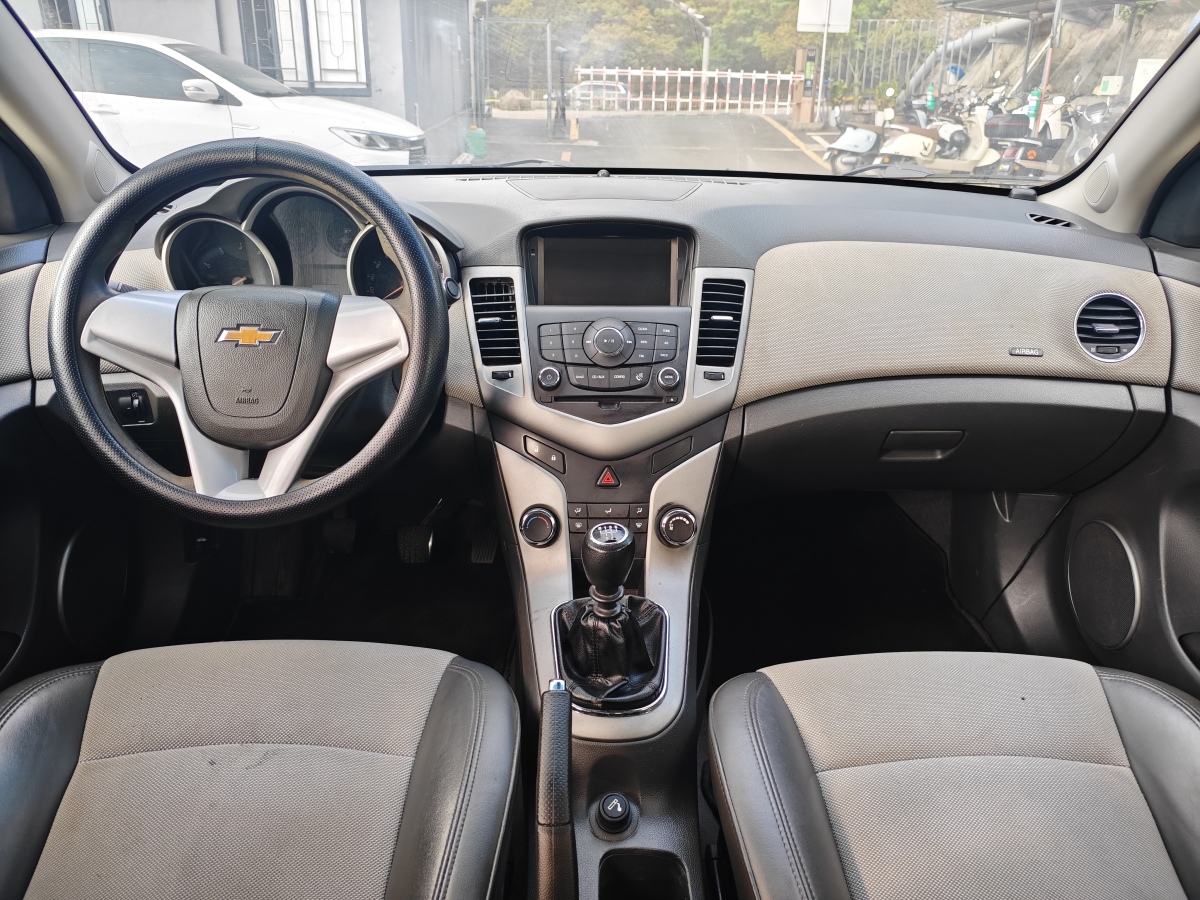Chevrolet Cruze 2014 car image #7