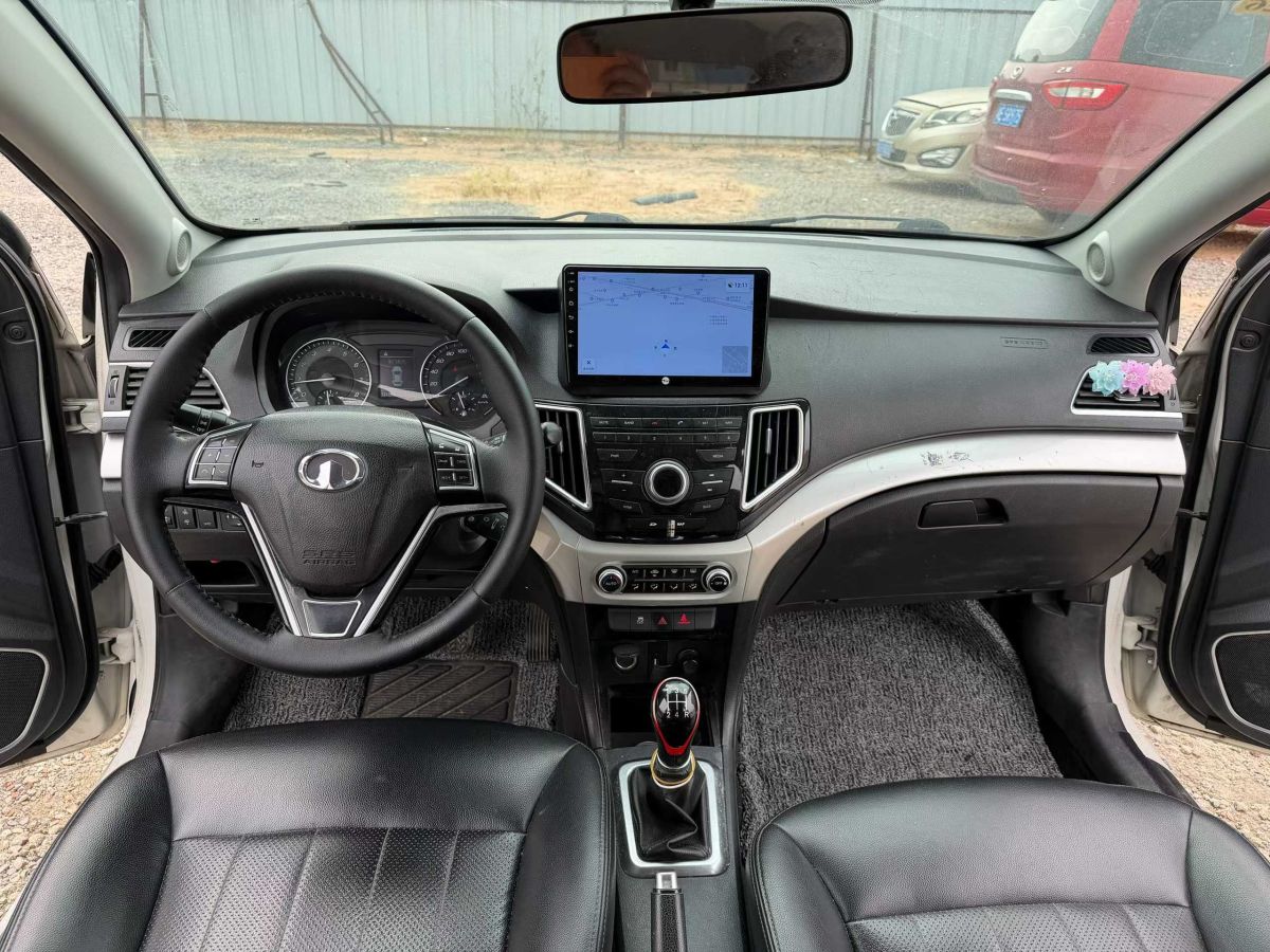 Great Wall C30 2015 car image #7