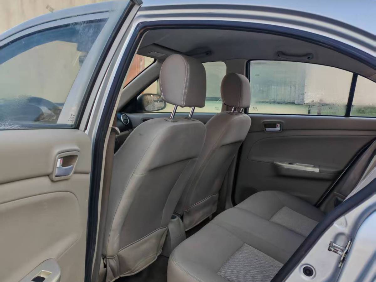 Changan Alsvin V3 2014 car image #7