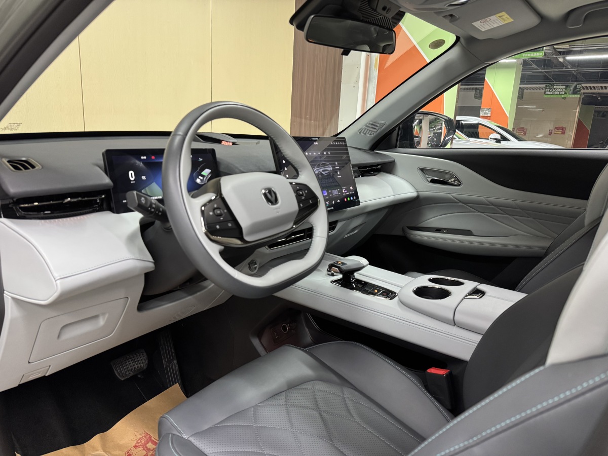 Changan UNI-Z PHEV 2024 #7 Changan UNI-Z PHEV 2024 car image #7