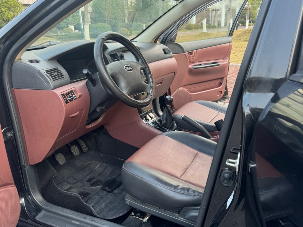 BYD F3 2015 car image #7