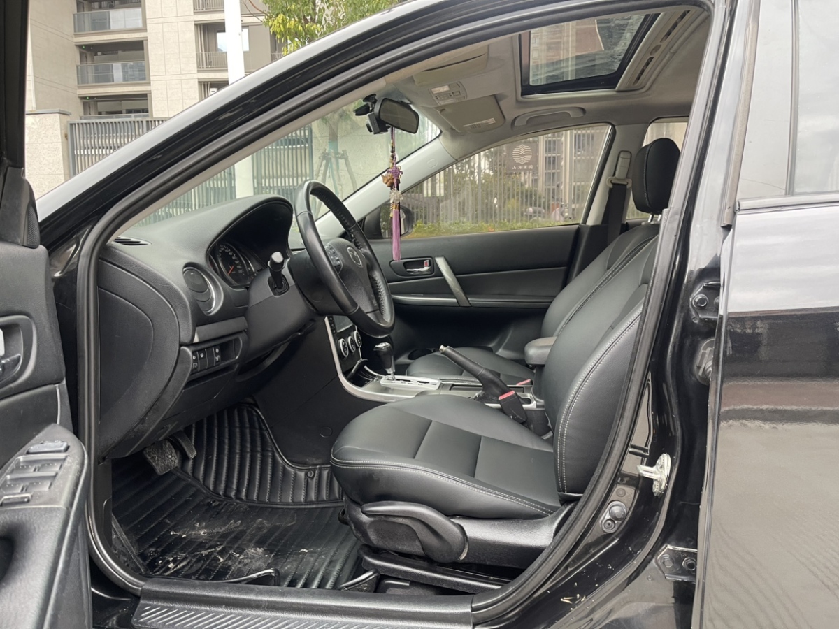 Mazda 2013 car image #7