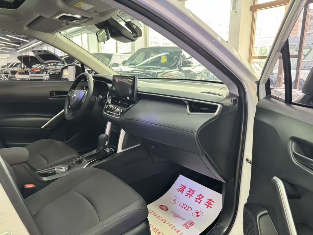 Toyota Corolla Cross 2022 immagine di auto #7