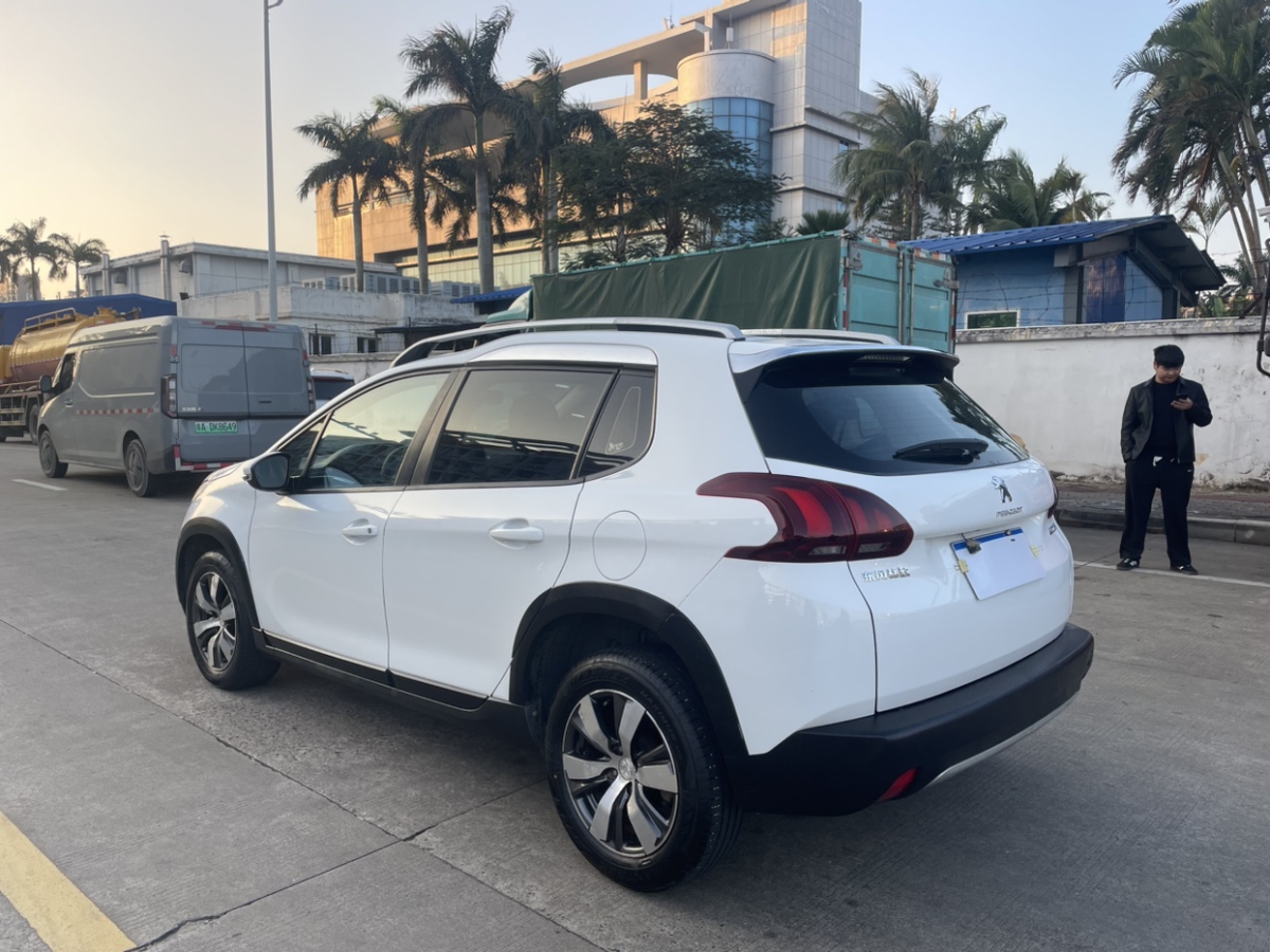 Peugeot 2008 2019 immagine di auto #7