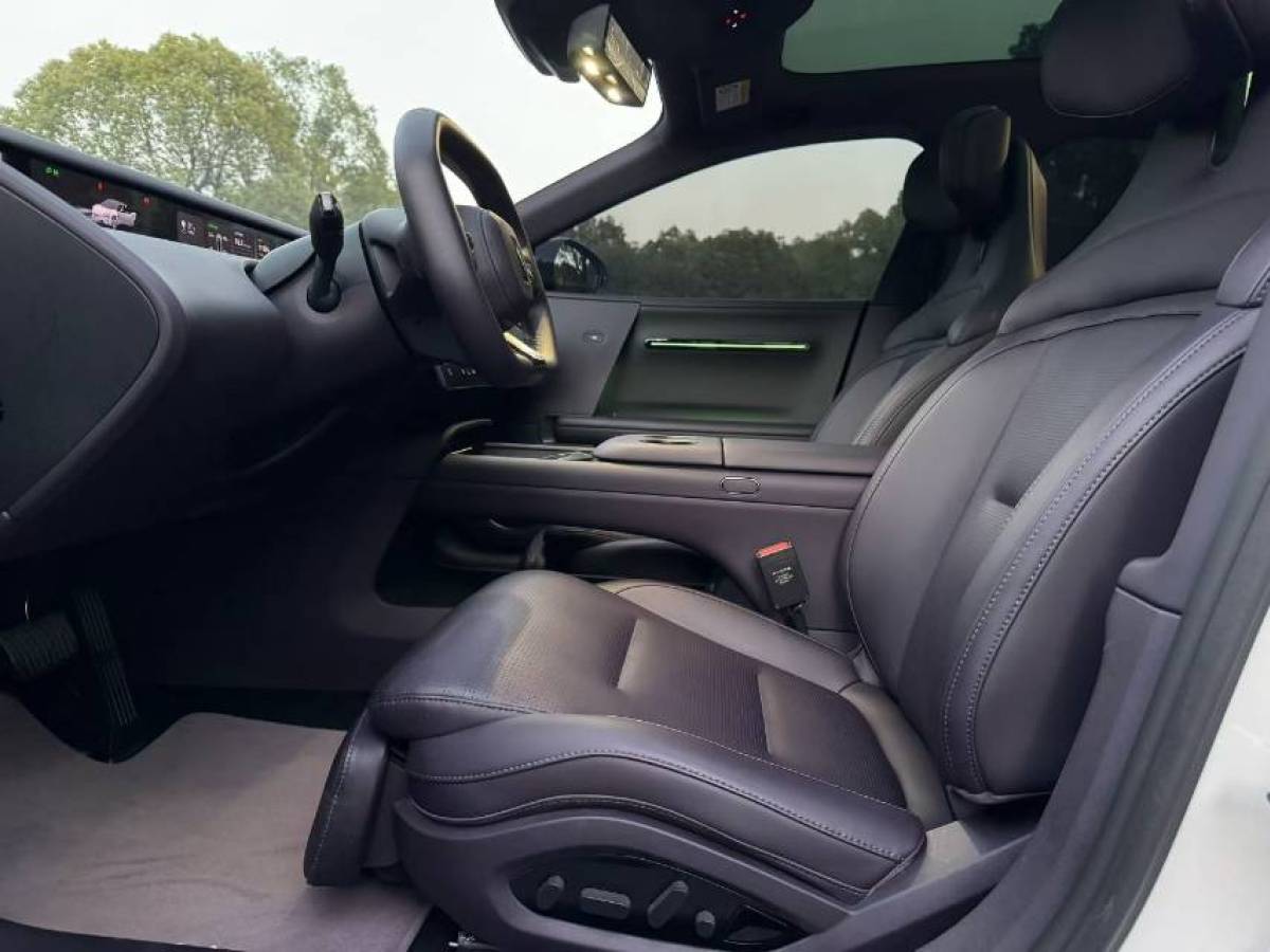 Avatr 06 2025 #7 Avatr 06 2025 car image #7