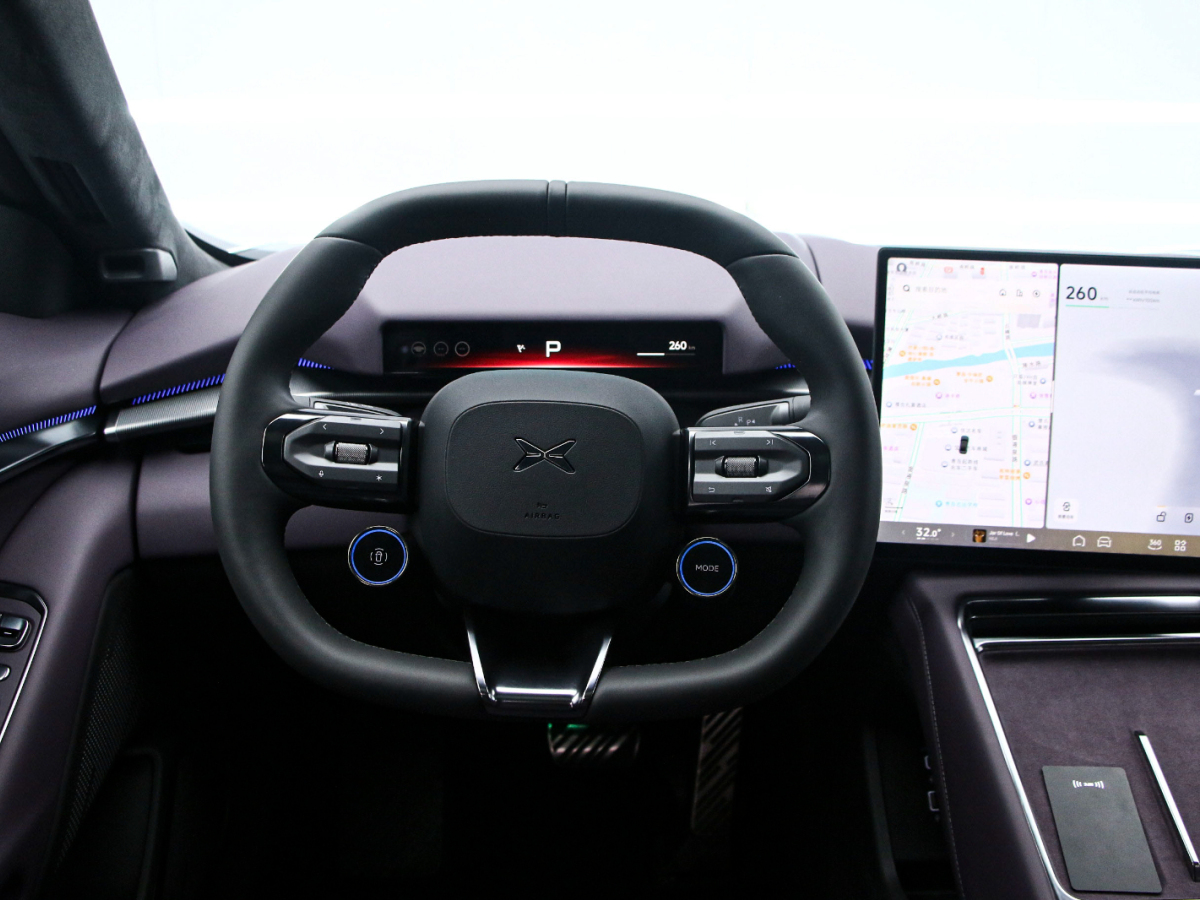 Xpeng P7 2025 صورة سيارة #7