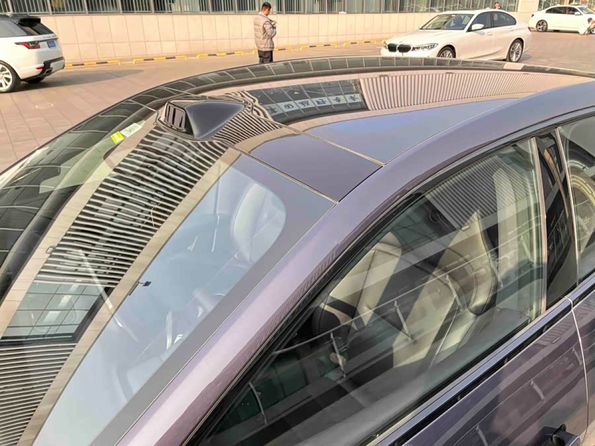 Avatr 06 2025 car image #7