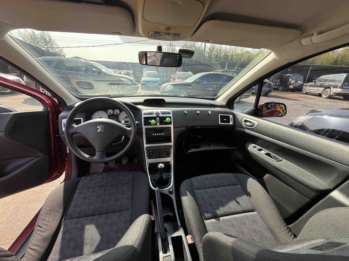 Peugeot 307 2011 car image #7