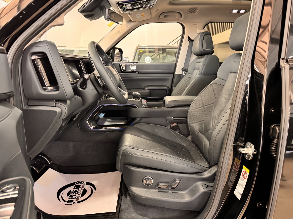 FangChengBao Leopard 5 2025 car image #7