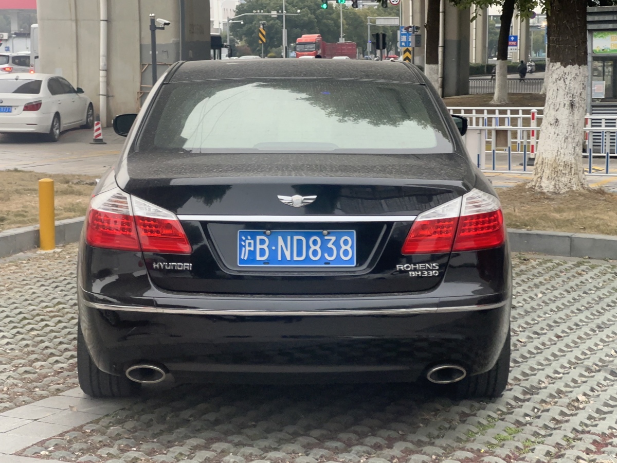 Hyundai Rohens 2011 car image #7