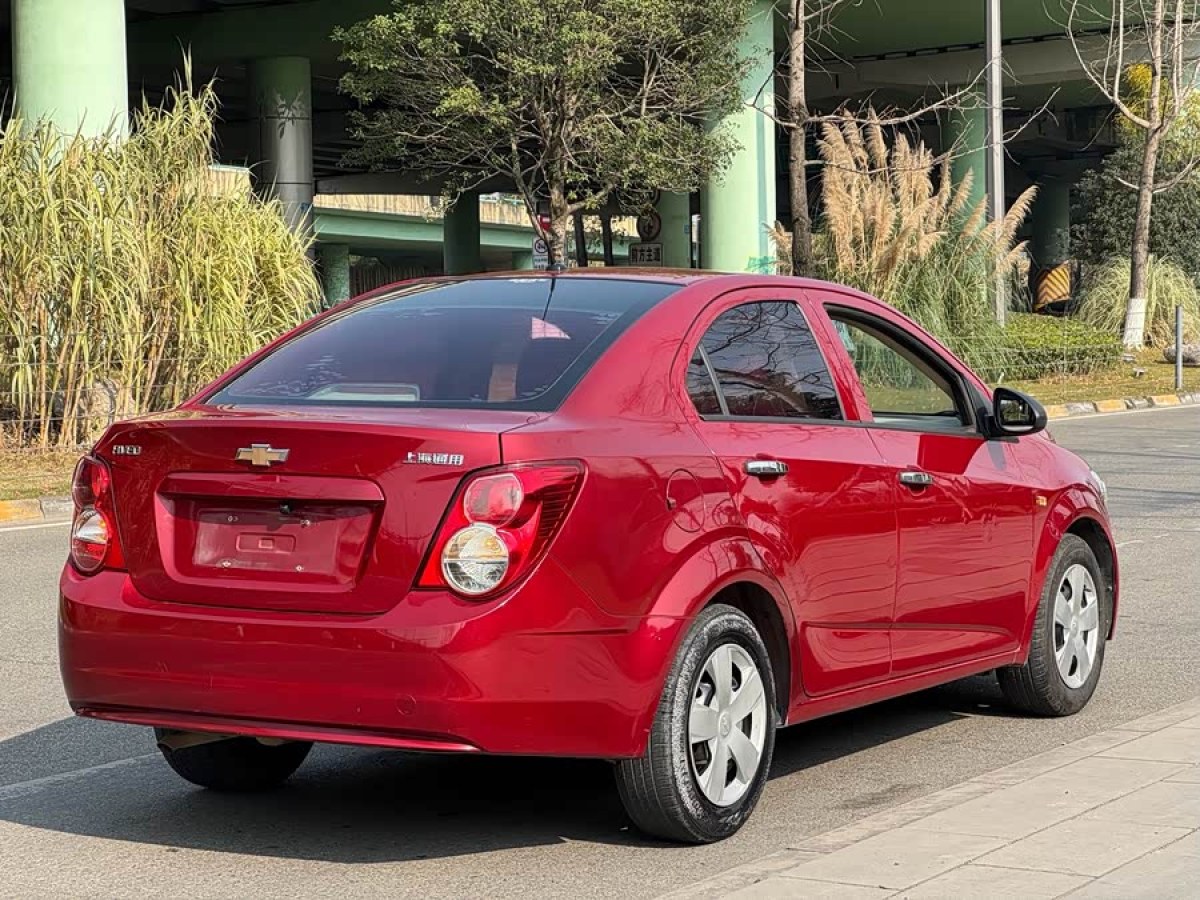 雪佛兰 爱唯欧 2014 汽车图片 #7